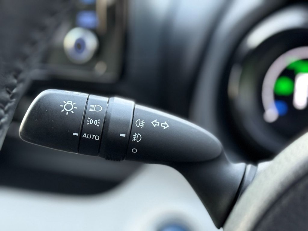 Used Toyota Yaris 2020 for sale - 76604653: Photo 35