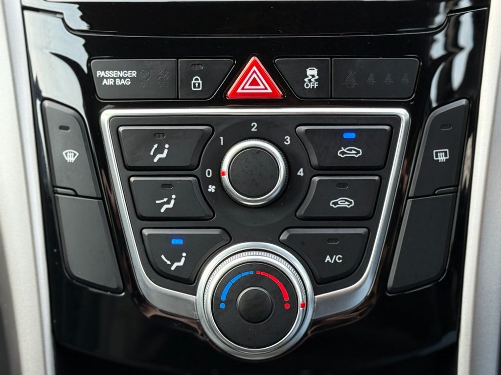 Used Hyundai i30 2016 for sale - 78044106: Photo 20