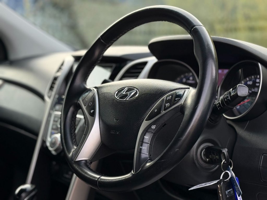 Used Hyundai i30 2016 for sale - 78044106: Photo 9