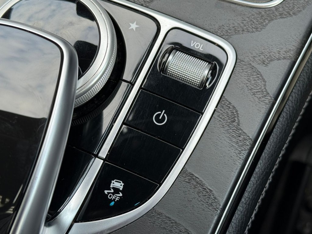 Used Mercedes-Benz GLC 2018 for sale - 78110303: Photo 40