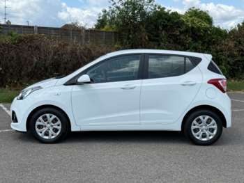 Used Hyundai i10 2017 for sale - 74968306: Photo
