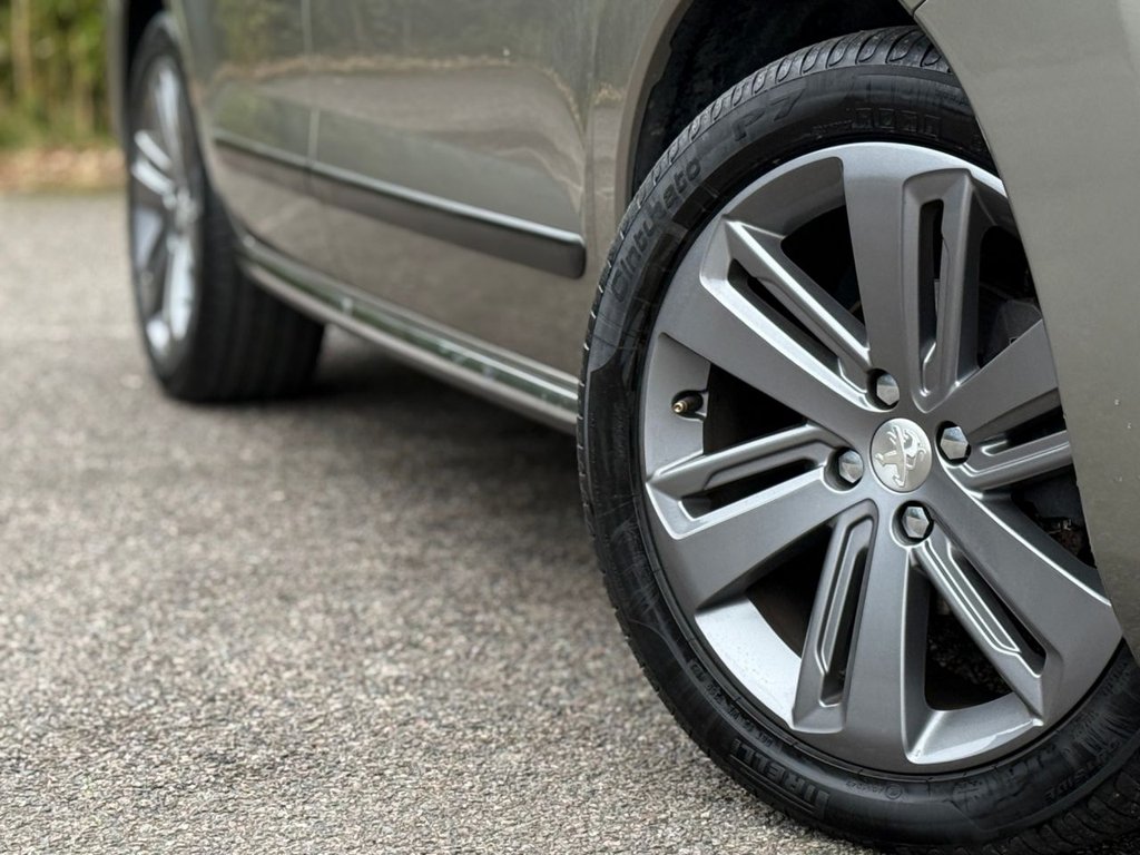 Used Peugeot 3008 2016 for sale - 77421984: Photo 7