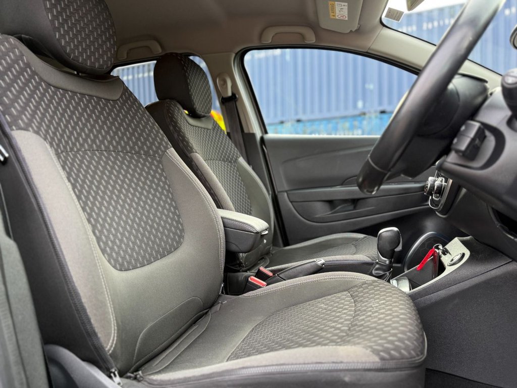 Used Renault Captur 2017 for sale - 77621177: Photo 10