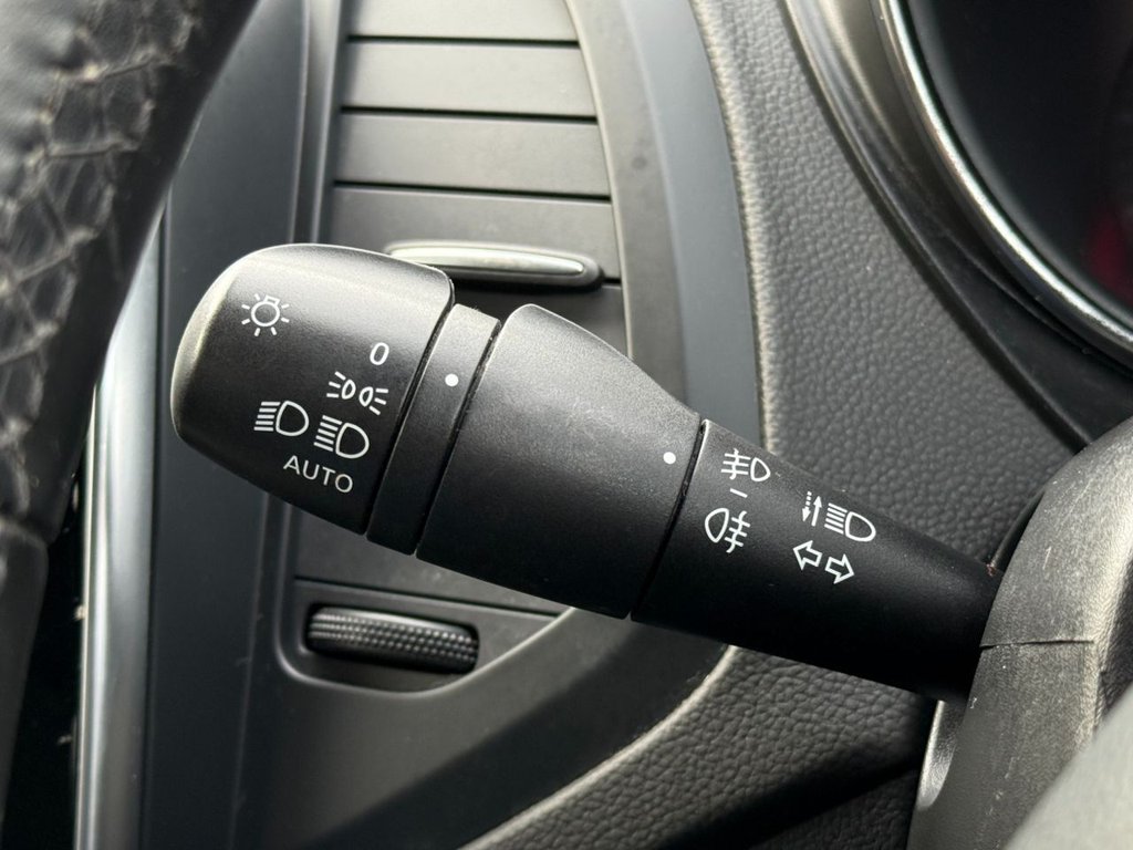 Used Renault Captur 2017 for sale - 77621177: Photo 37