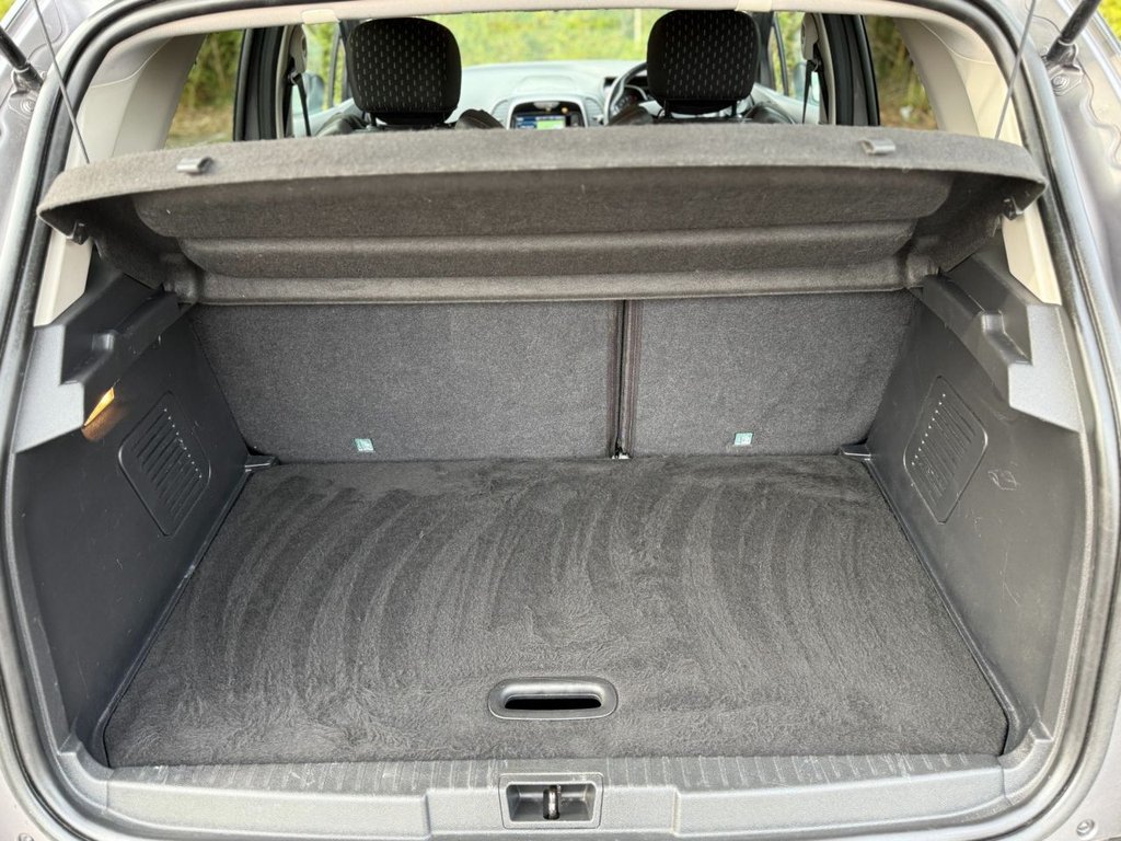 Used Renault Captur 2017 for sale - 77621177: Photo 43