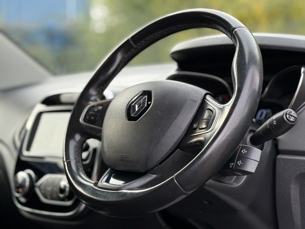 Used Renault Captur 2017 for sale - 77621177: Photo 9