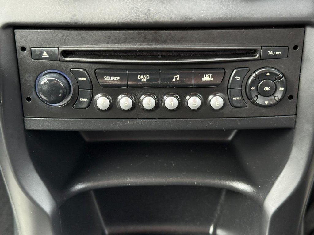 Used Citroen DS3 2014 for sale - 77680352: Photo 21