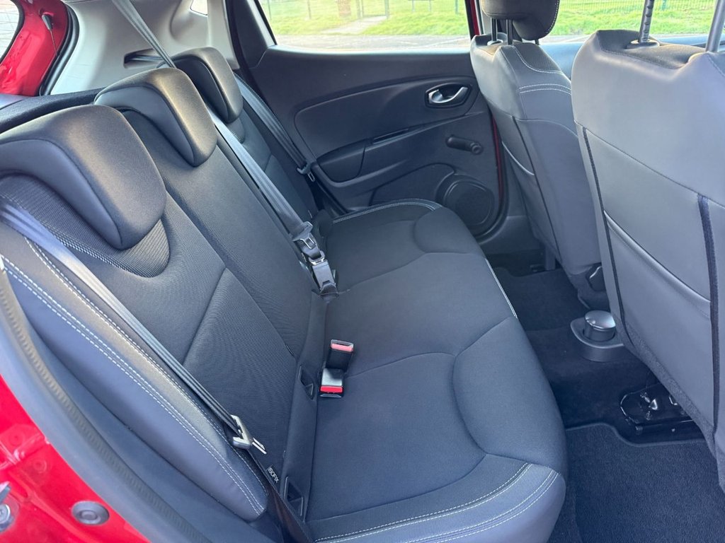 Used Renault Clio 2017 for sale - 76986502: Photo 12