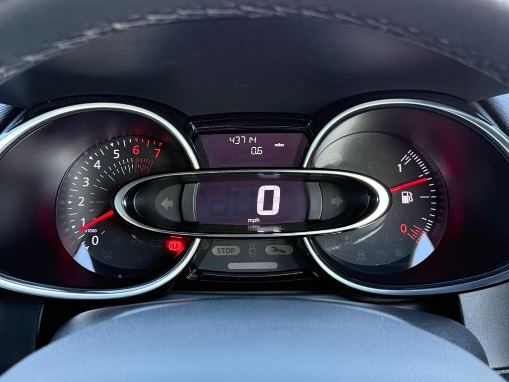 Used Renault Clio 2017 for sale - 76986502: Photo 20