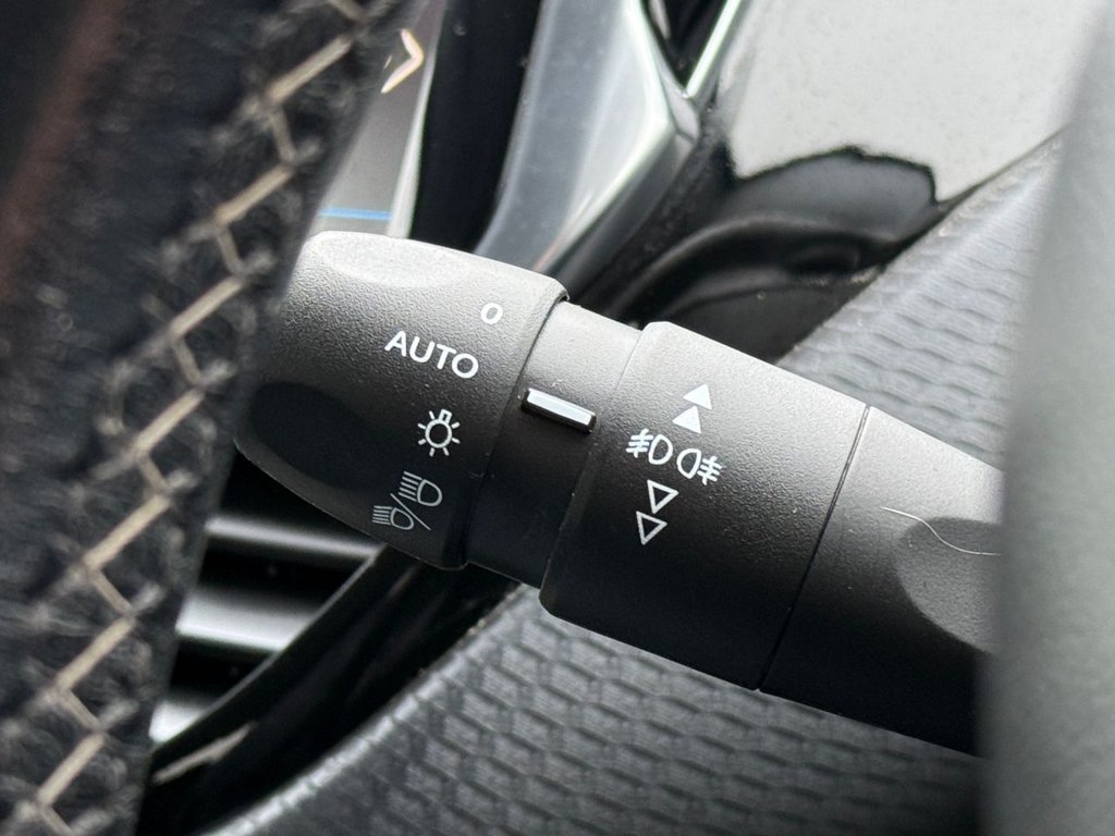 Used Peugeot 208 2017 for sale - 78016844: Photo 32