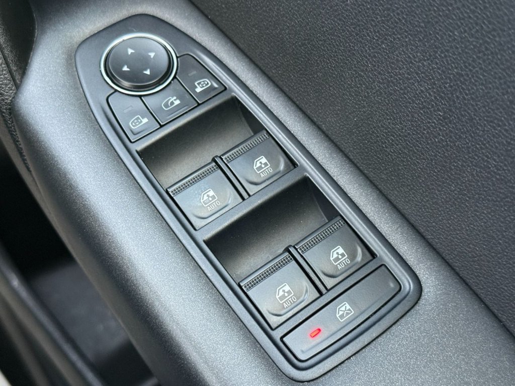 Used Renault Captur 2020 for sale - 77408011: Photo 36