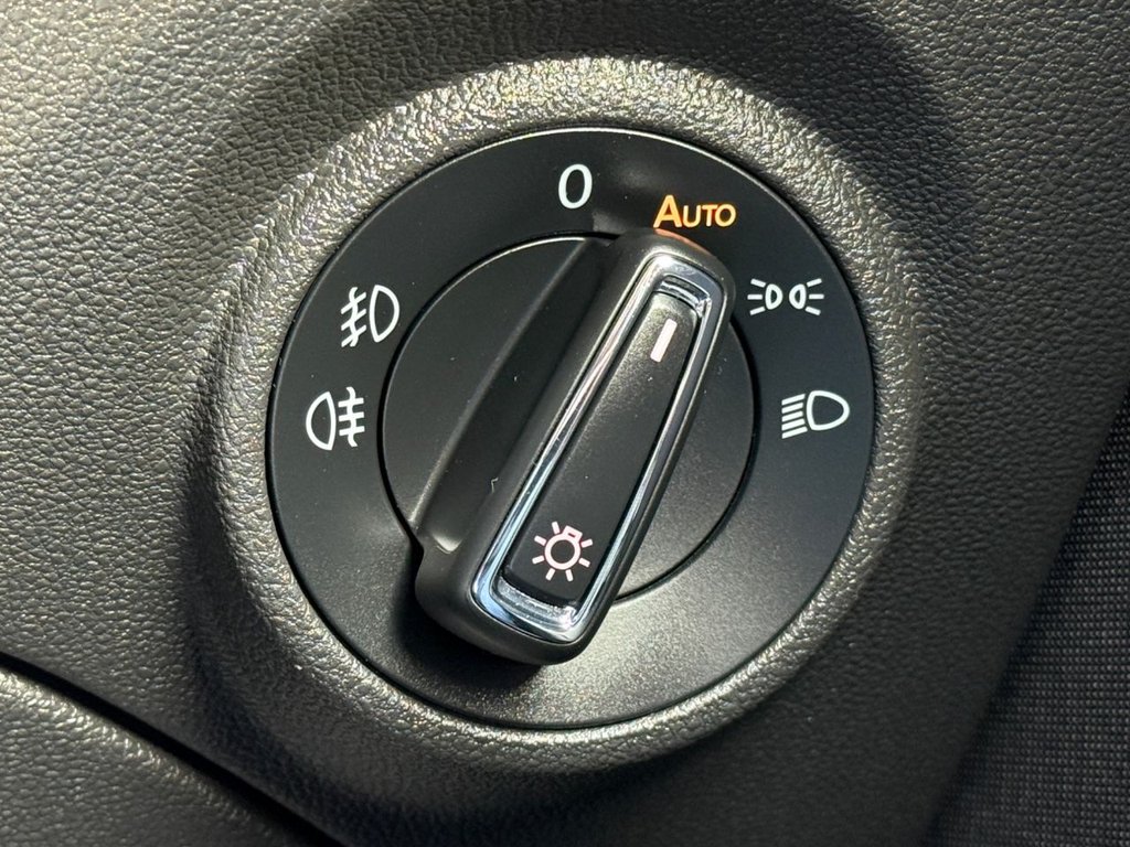 Used SEAT Leon 2019 for sale - 77792493: Photo 40