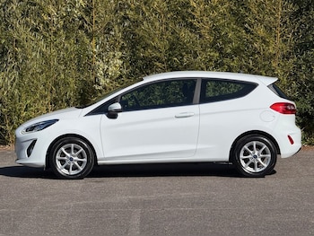 Used Ford Fiesta 2018 for sale - 78474766: Photo