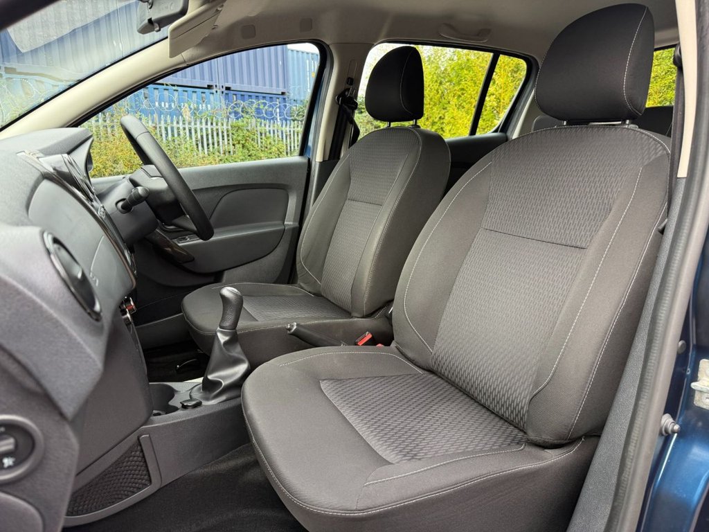 Used Dacia Sandero 2018 for sale - 76303797: Photo 12