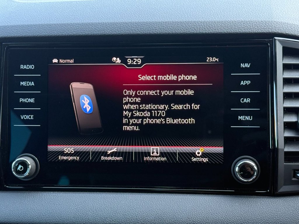 Used Skoda Karoq 2021 for sale - 76710898: Photo 25