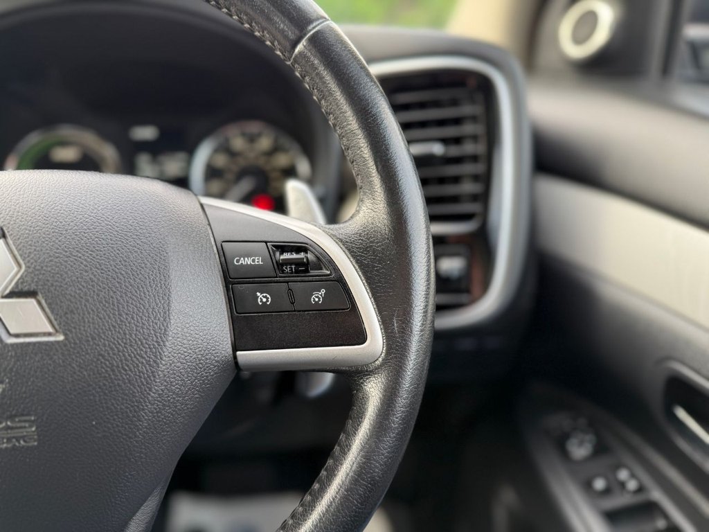 Used Mitsubishi Outlander 2015 for sale - 77835203: Photo 23