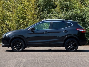 Used Nissan Qashqai 2015 for sale - 78964076: Photo
