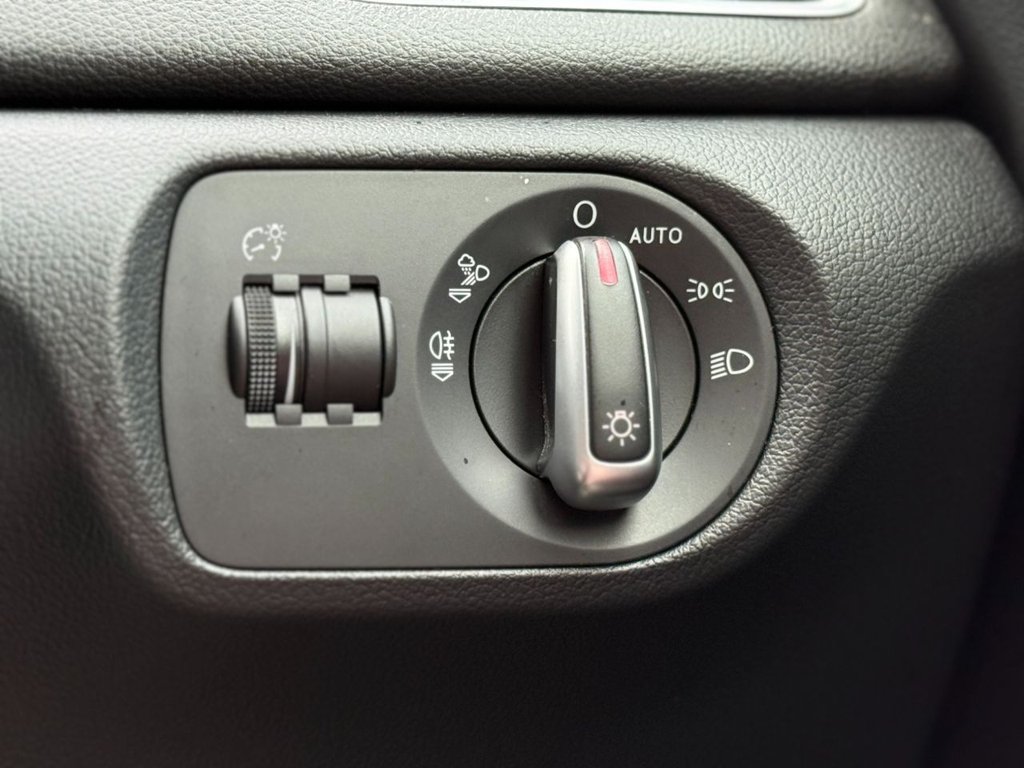 Used Audi Q3 2017 for sale - 76406382: Photo 36