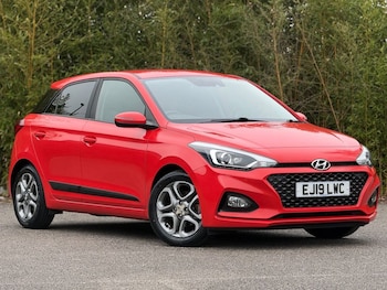Used Hyundai i20 2019 for sale - 77780338: Photo