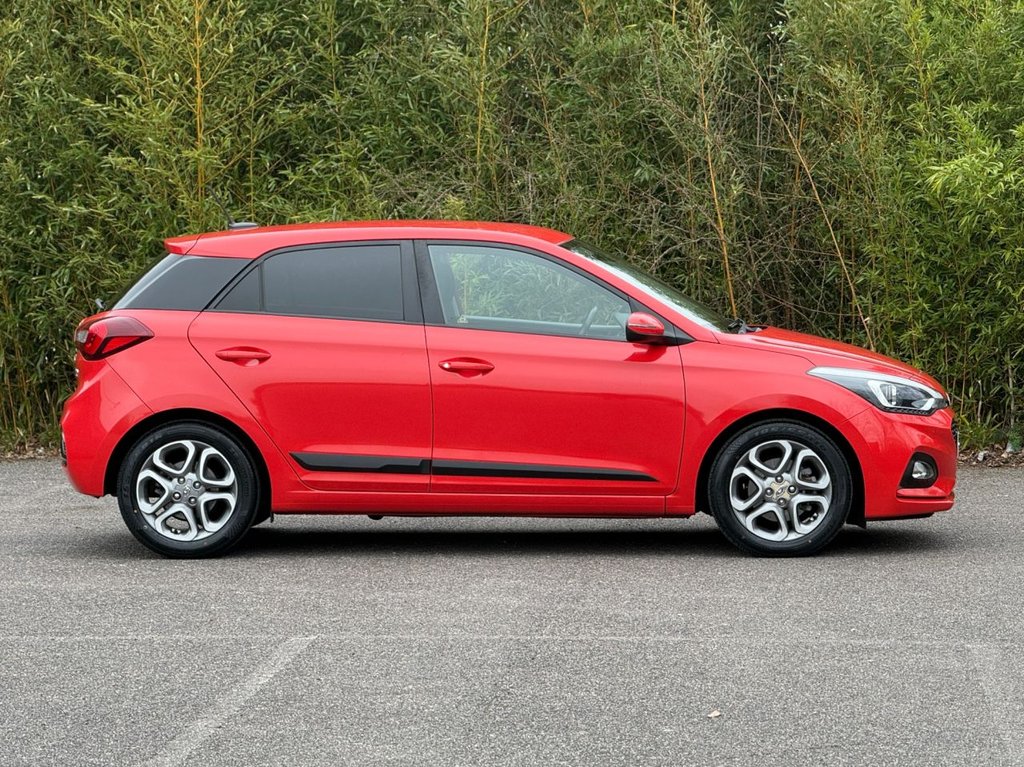 Used Hyundai i20 2019 for sale - 77780338: Photo 3