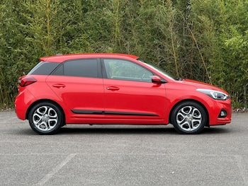 Used Hyundai i20 2019 for sale - 77780338: Photo