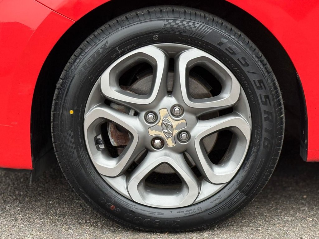 Used Hyundai i20 2019 for sale - 77780338: Photo 41