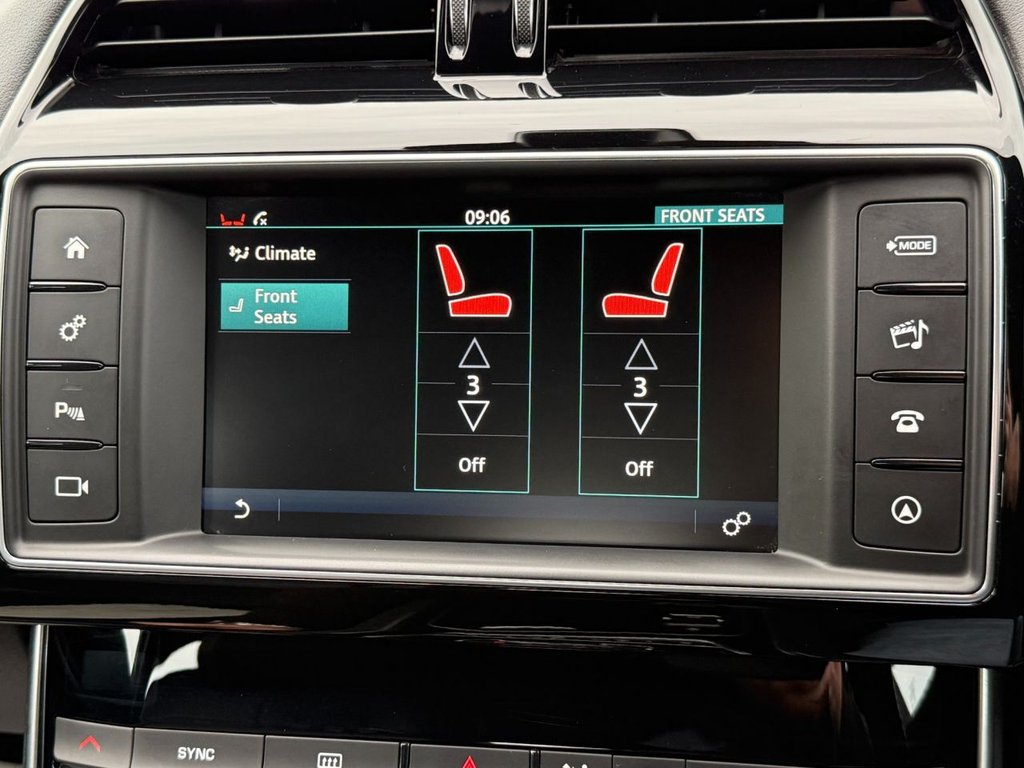 Used Jaguar XE 2018 for sale - 76386048: Photo 25