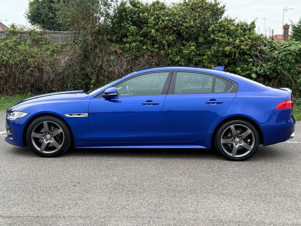 Used Jaguar XE 2018 for sale - 76386048: Photo 4