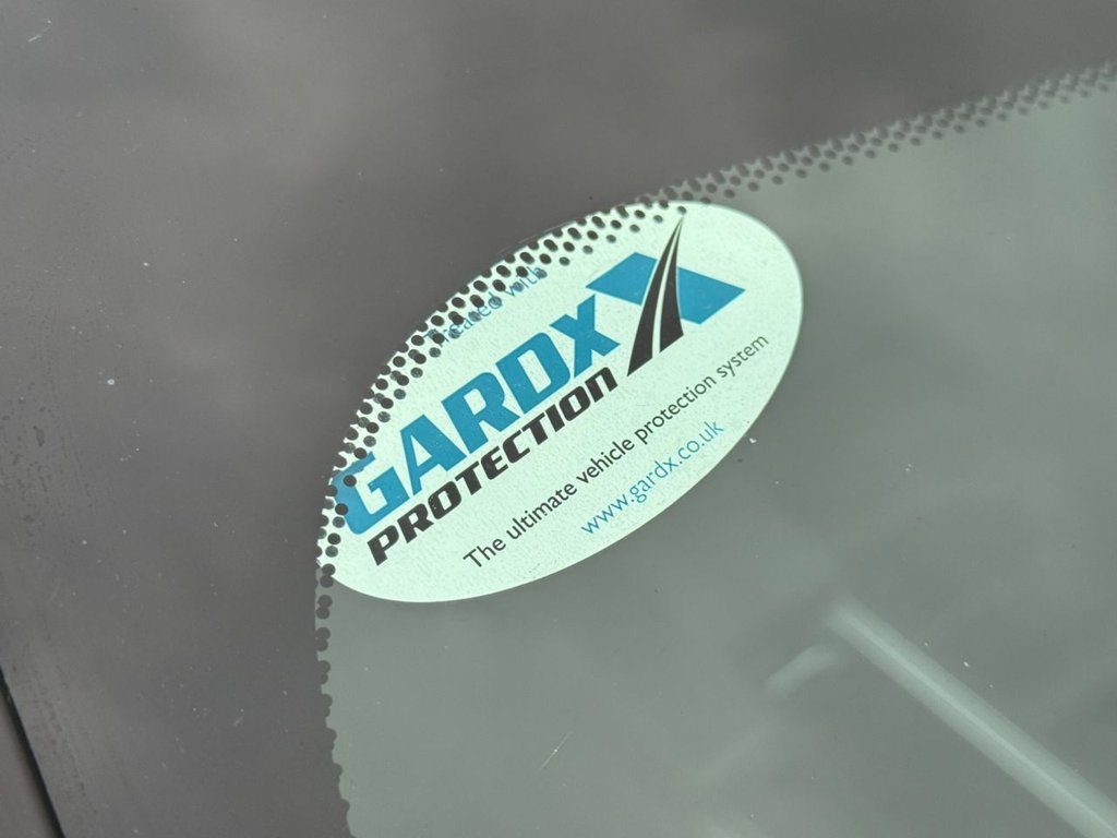 Used Jaguar XE 2018 for sale - 76386048: Photo 44