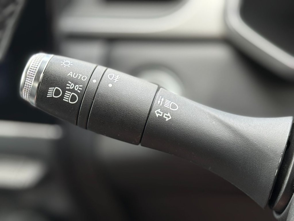 Used Renault Captur 2020 for sale - 76376098: Photo 36