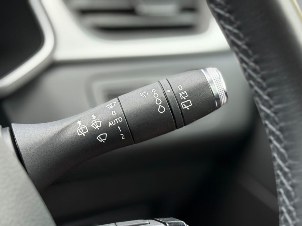 Used Renault Captur 2020 for sale - 76376098: Photo 37