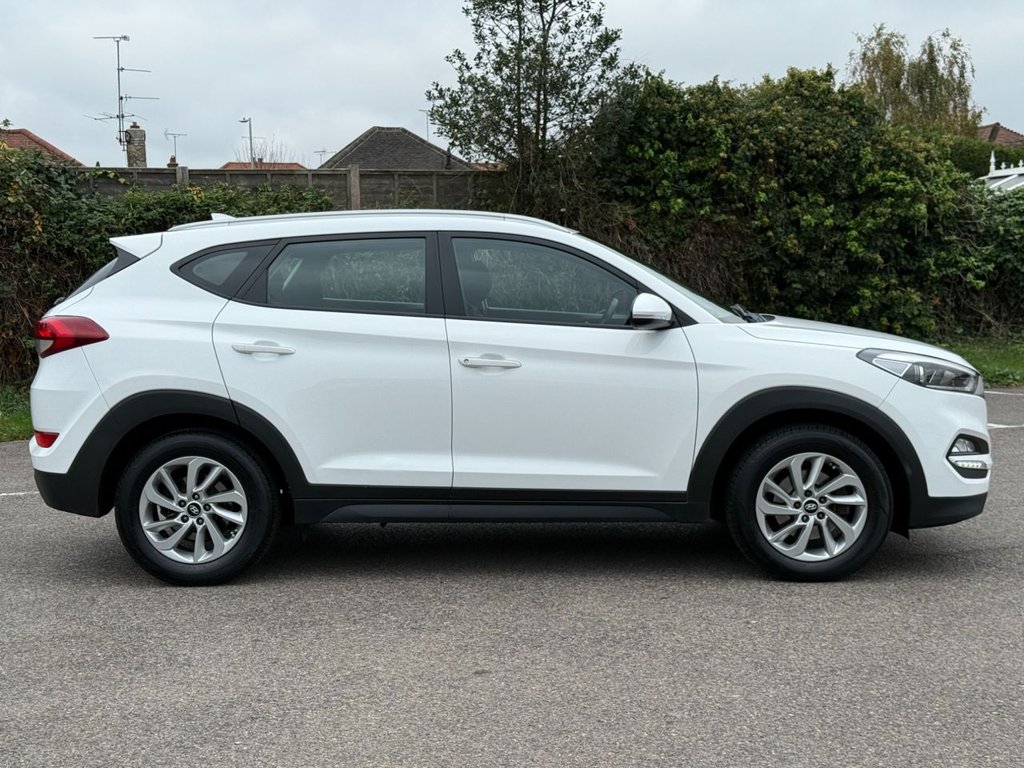 Used Hyundai TUCSON 2017 for sale - 76509383: Photo 3