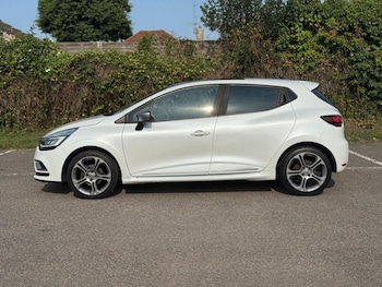 Used Renault Clio 2018 for sale - 76245099: Photo