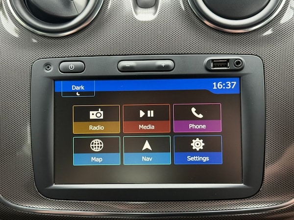 Used Dacia Sandero Stepway 2020 for sale - 76291276: Photo 16