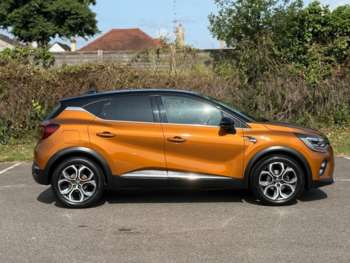 Used Renault Captur 2020 for sale - 74885003: Photo
