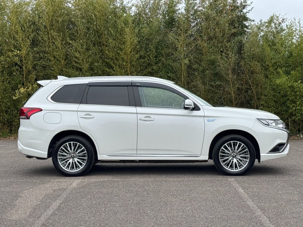 Used Mitsubishi Outlander 2020 for sale - 77919794: Photo 3