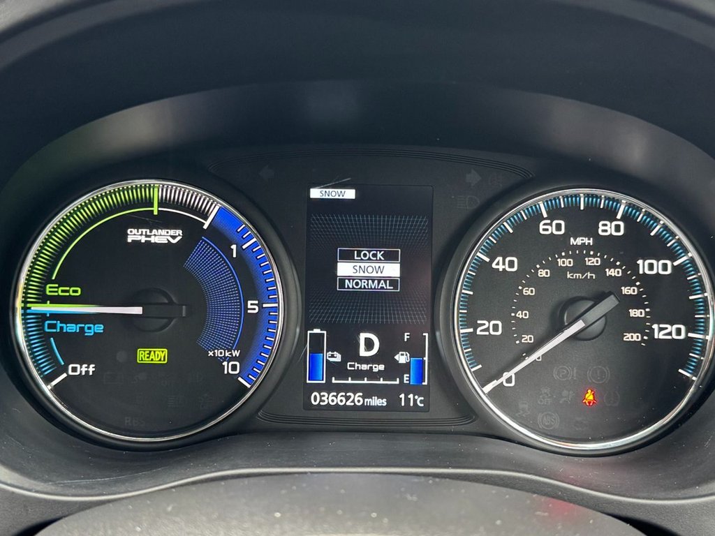 Used Mitsubishi Outlander 2020 for sale - 77919794: Photo 37