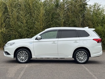 Used Mitsubishi Outlander 2020 for sale - 77919794: Photo