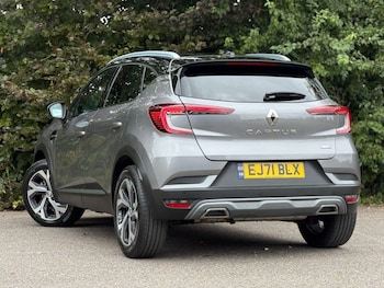 Used Renault Captur 2021 for sale - 75619191: Photo