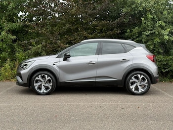 Used Renault Captur 2021 for sale - 75619191: Photo
