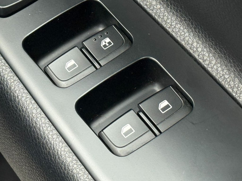 Used Kia Rio 2017 for sale - 76604712: Photo 30