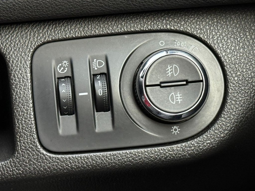 Used Vauxhall Meriva 2015 for sale - 77507007: Photo 39