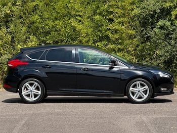 Used Ford Focus 2017 for sale - 79607936: Photo