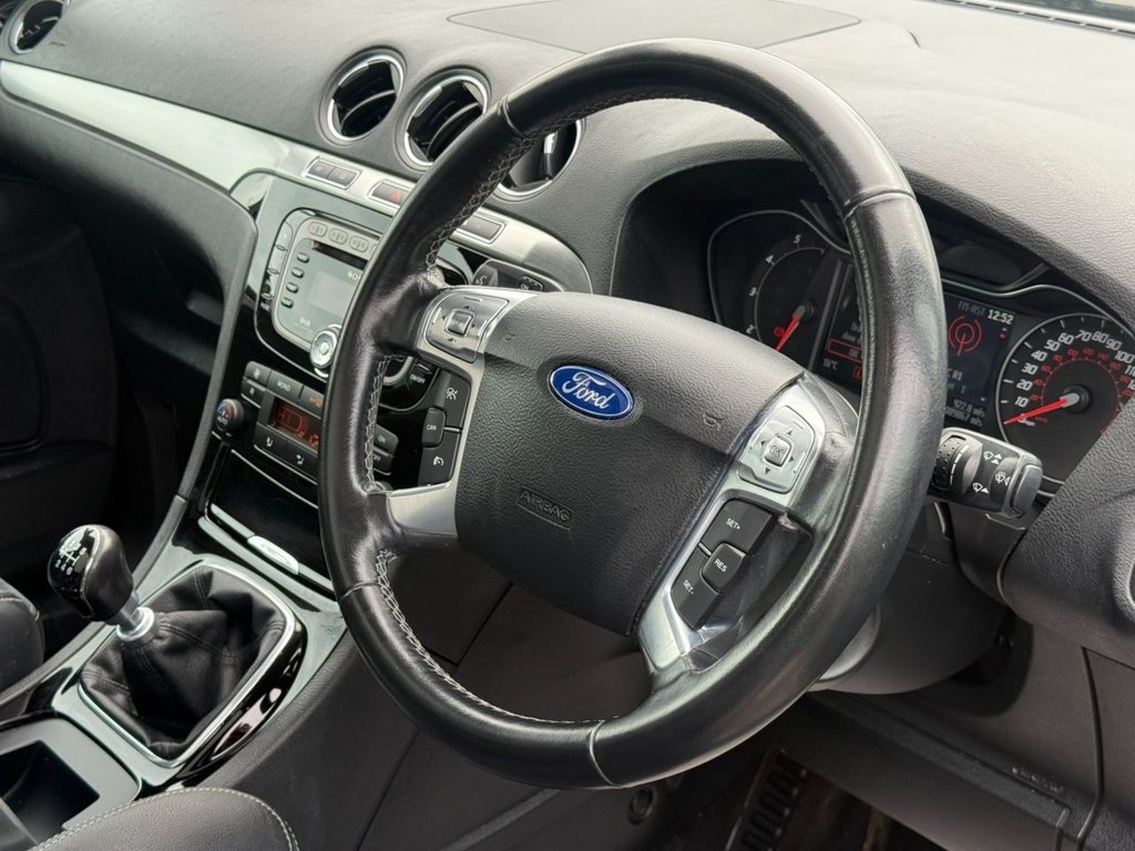 Used Ford S-Max 2014 for sale - 78096534: Photo 16