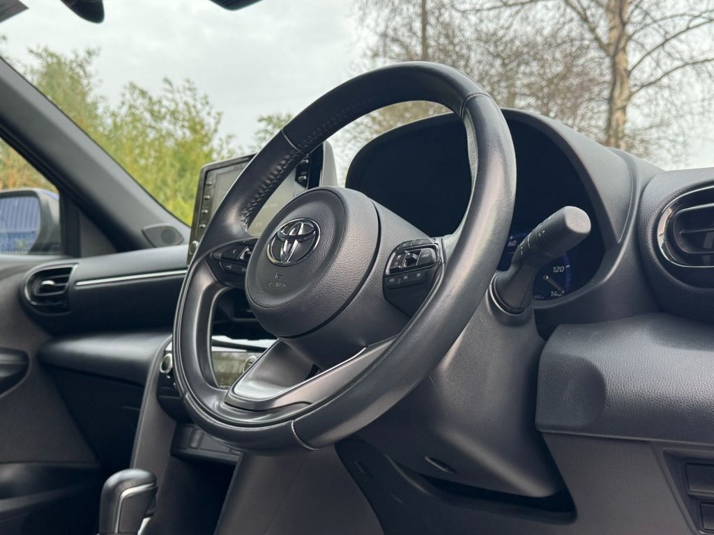 Used Toyota Yaris Cross 2022 for sale - 77140149: Photo 12