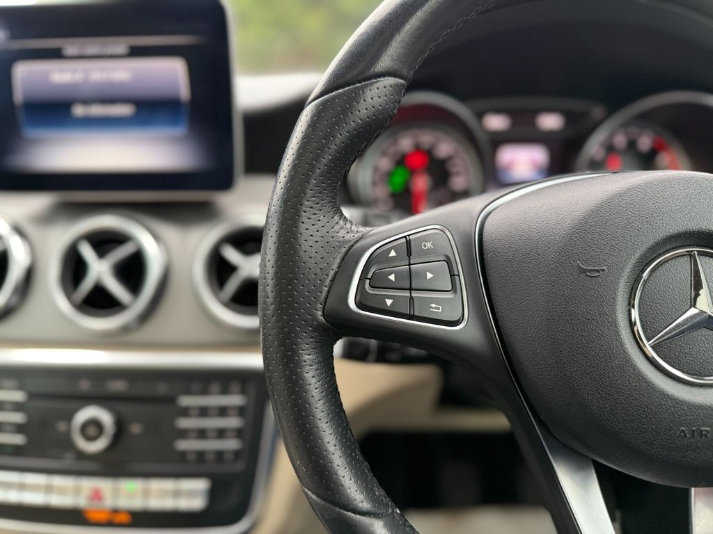 Used Mercedes-Benz GLA 2018 for sale - 77249999: Photo 37