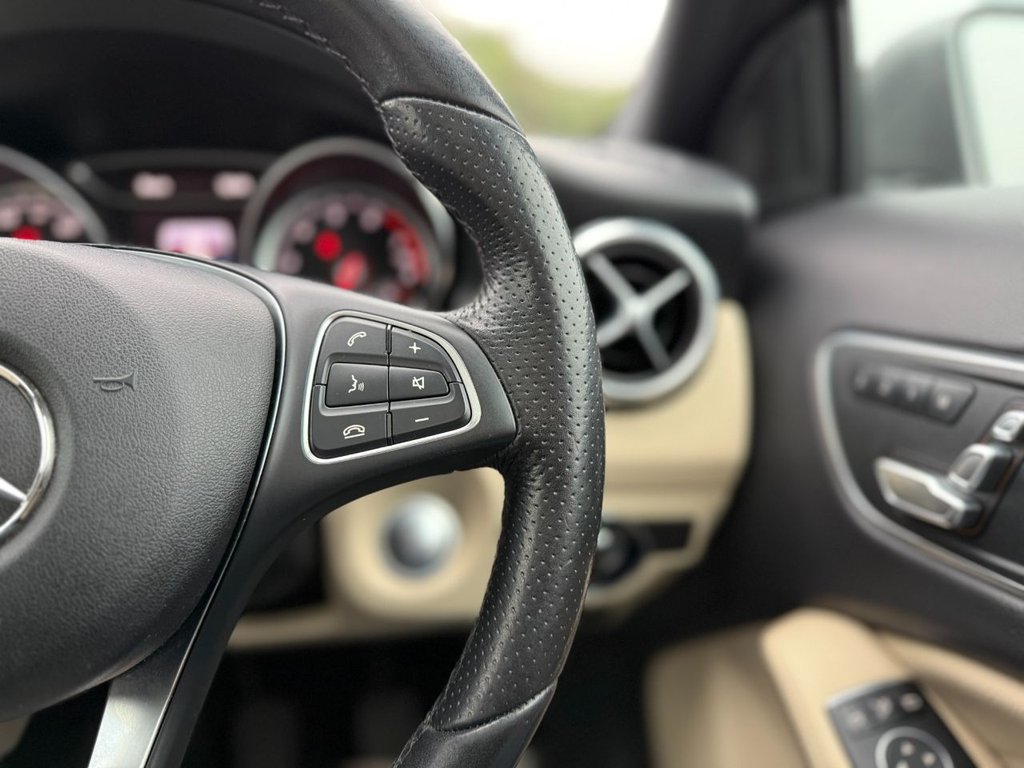 Used Mercedes-Benz GLA 2018 for sale - 77249999: Photo 38