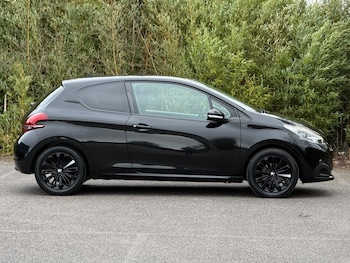 Used Peugeot 208 2017 for sale - 78227566: Photo