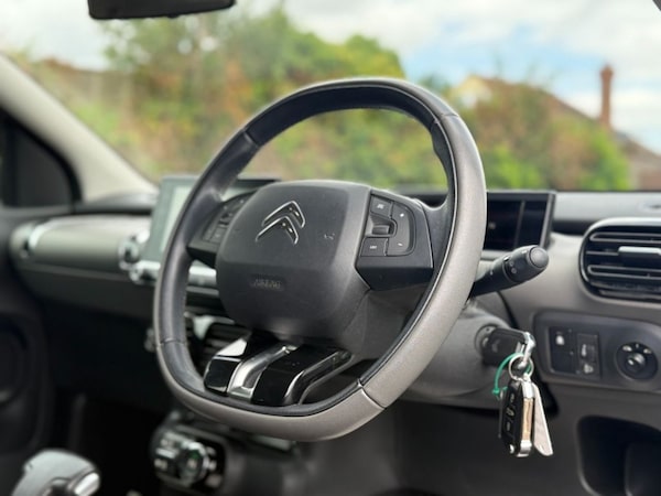 Used Citroen C4 Cactus 2015 for sale - 75094475: Photo 9