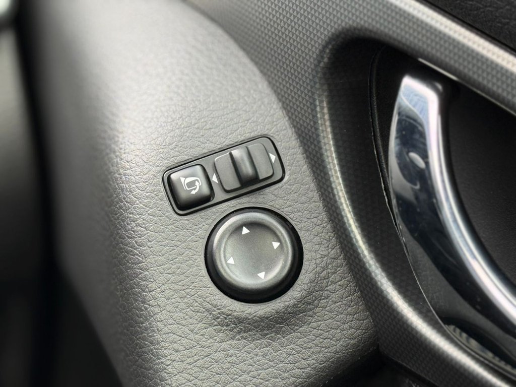 Used Nissan Qashqai 2019 for sale - 76509799: Photo 40